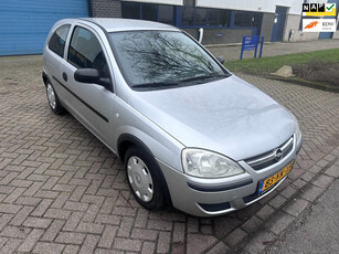 Opel Corsa 1.0-12V Essentia 53806 KM nap