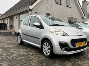 Peugeot 107 1.0 premiere