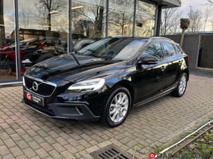 Volvo V40 Cross Country 1.5 T3 Polar+ Luxury Pano Leder H/K