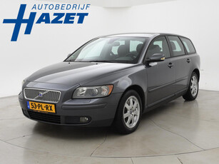 Volvo V50 2.5 T5 AWD 220 PK AUT. SUMMUM ORIG. NL Volvo V50 2.5 T5 AWD 220 PK AUT. SUMMUM + LEDER / STOELVERWARMING