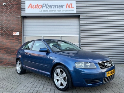 Audi A3 1.6 Attraction! Clima! Cruise Control! PDC!