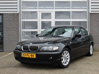 BMW 3-serie 320i Special Edition / Automaat / Leer / Climate / N.A.P.