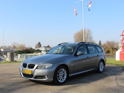 BMW 3-serie Touring 320i *Pano *Leer *Navi *Xenon *Trekhaak