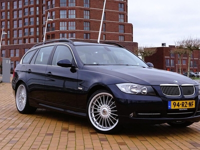 BMW 3-serie Touring 325i Automaat Executive Leer Navi 19 inch lmv