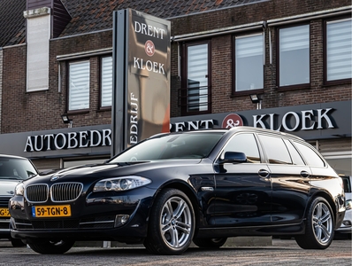 BMW 5-SERIE Touring 528i High Exe ORG NL NAVI PROFF XENON STOELVERW 146000KM!!