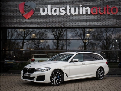 BMW 5 Serie Touring 530e xDrive High Executive M-Sport , Virtual cockpit, Sfeerverlichting, Carplay, Trekhaak,