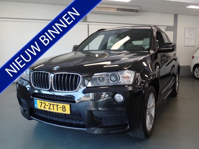 BMW X3 xDrive20i Upgrade Edition M-Line, Panodak/Schuifkantel, Zwarte hemel bekleding, Trekhaak afneembaar, Leder sportstoelen, Xenon, Navigatie, Cruise controle, Full options!! 3 Maanden garantie motor en versnellingsbak.