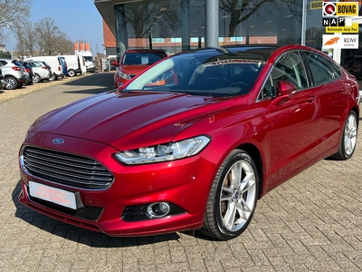 FORD MONDEO 2.0 TDCi Titanium, 180 Pk, Panodak, Leer/stof, Navi etc.