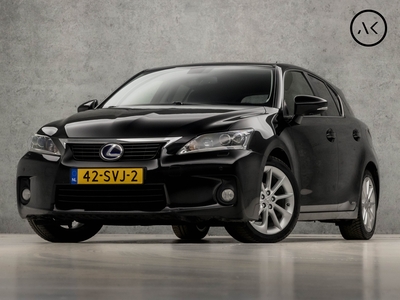 LEXUS CT-SERIE 200h Hybrid Sport Automaat (NAVIGATIE, CLIMATE, CAMERA, GETINT GLAS, ALCANTARA SPORTSTOELEN, CRUISE CONTROL, ELEK RAMEN, XENON, LM VELGEN, NIEUWSTAAT)