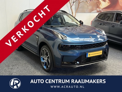 Lynk & Co 01 1.5 VOL OPTIES ! ADAPTIVE CRUISE CONTROL PANORAMA SCHUIF/KANTELDAK APPLE CARPLAY/ANDROID RIJSTROOKSENSOREN ACHTERUITRIJCAMERA ZEER MOOI !! LOCATIE 3010