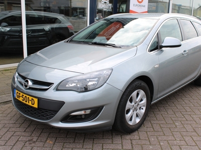 OPEL ASTRA Sports Tourer 1.4 Turbo Edition