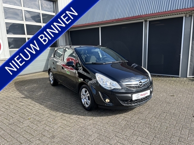 OPEL CORSA 1.4-16V Design Edition