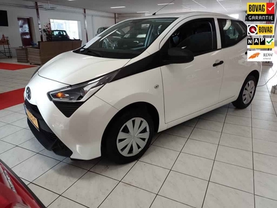 Toyota Aygo 1.0 VVT-i x-fun