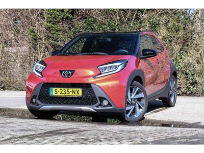 Toyota Aygo X AUTOMAAT 3085 KM BI-TONE BOVAG RIJKLAAR