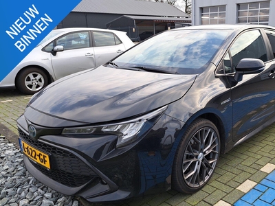 TOYOTA COROLLA 1.8 Hybrid Business APPLE/ANDROID STOELVERWARMING PRIVACY-GLASS LM-VELGEN AD-CRUISE