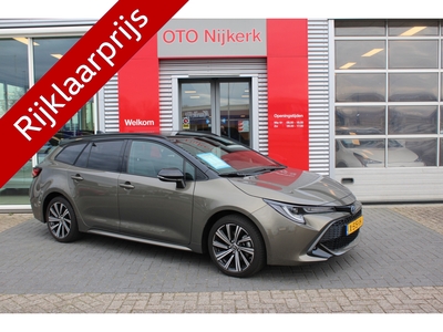 TOYOTA COROLLA Touring Sports 2.0 Hybrid Executive Bi-Tone Limited