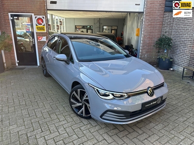 VOLKSWAGEN GOLF 1.5 eTSI DSG| PANO/IQ.LIGHT | VIRTUAL/ACC | CAMERA |VOL