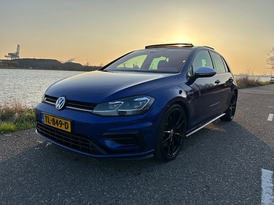 Volkswagen Golf Benzine