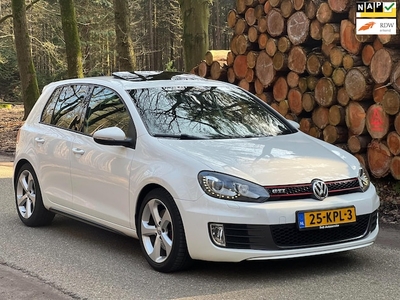 Volkswagen Golf Benzine