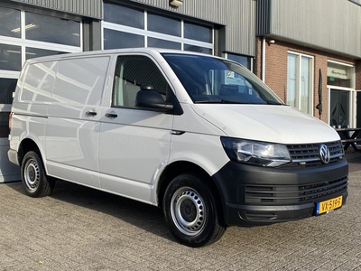 Volkswagen Transporter 2.0 TDI L1H1 140pk Airco Trekhaak 2500kg Laadkraan 200kg Camera Cruise controle 1e eigenaar Dealer onderhouden Euro 5