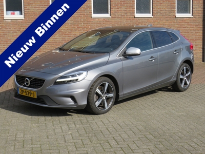 VOLVO V40 1.5 T3 153Pk Polar+ Sport R-Design * Rijklaarprijs incl. garantie * Automaat * Panoramadak * R-Line * Camera * Harman Kardon