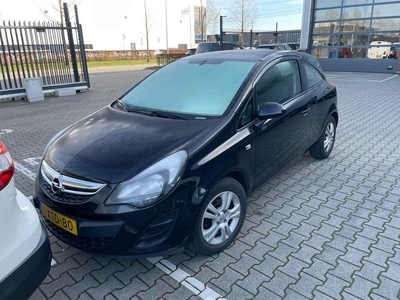 Opel Corsa 1.2 EDITION AIRCO