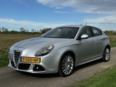 Alfa Romeo Giulietta 1.4 T Distinctive Clima Xenon