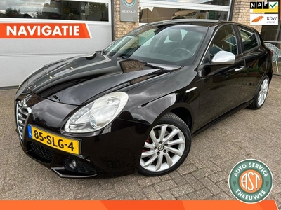 Alfa Romeo Giulietta 1.4 T Distinctive NAVIPDCNL-AUTO