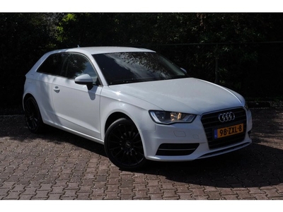 Audi A3 1.4 TFSI NAVI. S-tronic. 18 inch. Privacy.