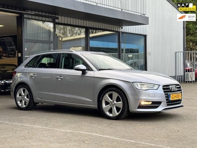 Audi A3 Sportback 1.6 TDI / 2015 / Xenon / Navi / Cruise/