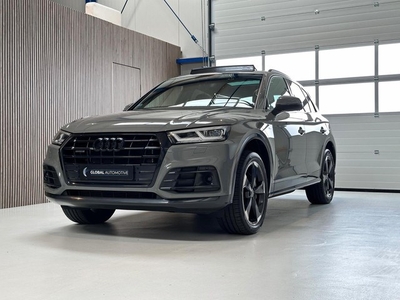 Audi Q5 55 TFSI 55e quattro Competition - QUANTUM GREY -