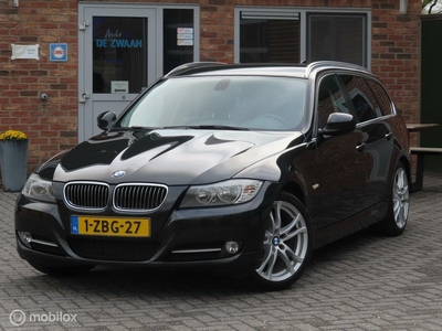 BMW 3-serie Touring 320d Executive, Leer, 18 Inch, Trekhaak, Navigatie