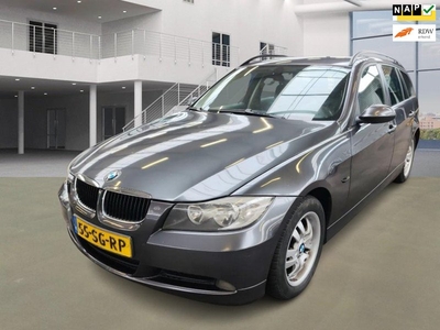 BMW 3-serie Touring 320i Dynamic Executive