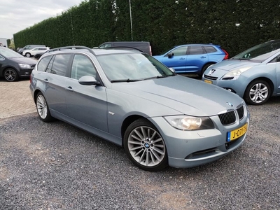 BMW 3 Serie Touring 325xi Alleen handel of export