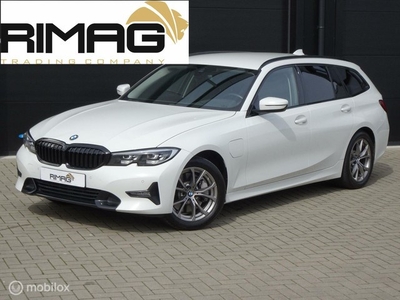 BMW 3-serie Touring 330e eDrive Sport Editiondealer onderh