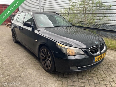 BMW 5-serie Touring 535d Business Line ( LEES BESCHRIJVING!)