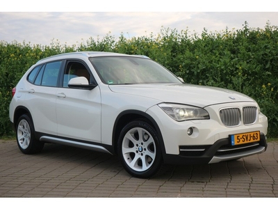 BMW X1 xDrive25d High Executive AUTOMAAT/PANORAMADAK/XENON