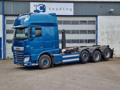 DAF XF 530 8x2 VDL 25 ton 660 haaksysteem (bj 2018)