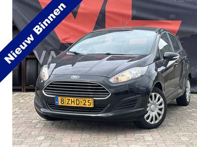 Ford Fiesta 1.0 Style | Navi | Airco | APK 02-01-2025 |