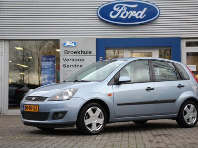 FORD FIESTA 1.3-8V FUTURA | 1E EIGENAAR! | NL-AUTO! | WEINIG KM! | AIRCO | VOORRUITVERWARMING | LM. VELGEN