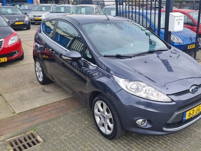 Ford Fiesta 1.6 Titanium *airco*