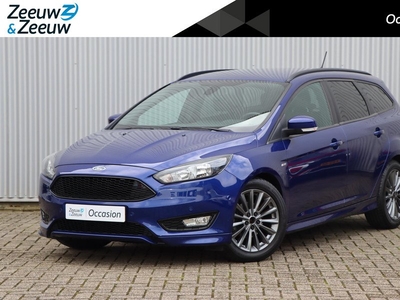 Ford Focus Wagon 1.0 ST-Line | Navigatie | Climate Control | Parkeersensoren rondom | Cruise Control | Stoel-en voorruitverwarming | Privacy Glass | Apple Carplay/Android Auto |