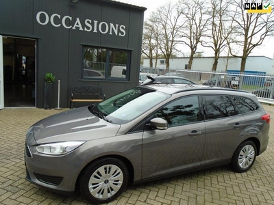 Ford Focus Wagon 1.0 Titanium Edition