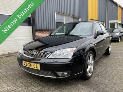 Ford Mondeo 1.8-16V Platinum NETTE AUTO!