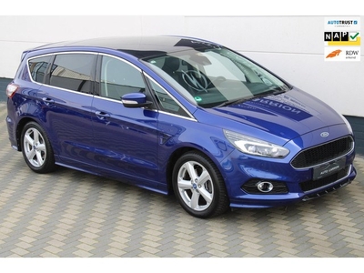 Ford S-Max 2.0 Automaat 241PK Titanium 7 Persoons Pano luxe!