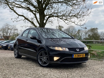 Honda Civic 1.8 Sport Zeer netjes!! Goed onderhoud!!