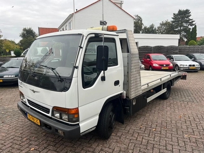 Isuzu N-serie 2.8D,Oprijwagen,128.179km (bj 2000)