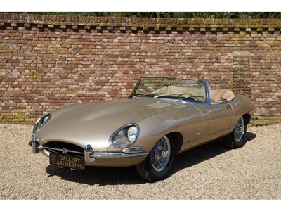 Jaguar E-Type Series 1 Roadster Flat-Floor 