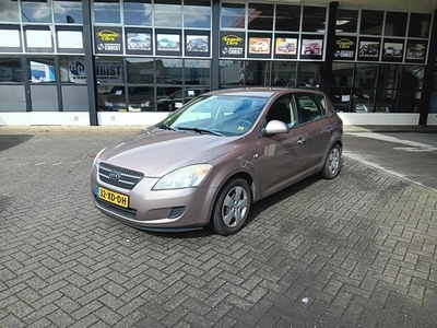 Kia Cee'd 1.4 X-tra