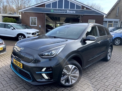 Kia e-Niro DynamicPlusLine 64 kWh 3-Fase , Schuifdak, Camera, DAB